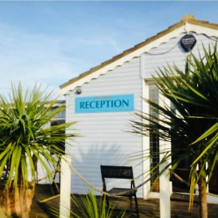 Leysdown-On-Sea Saddlebrook Holiday Park 3 Bedroom Brick Built Chalet Bungalow Exterior foto